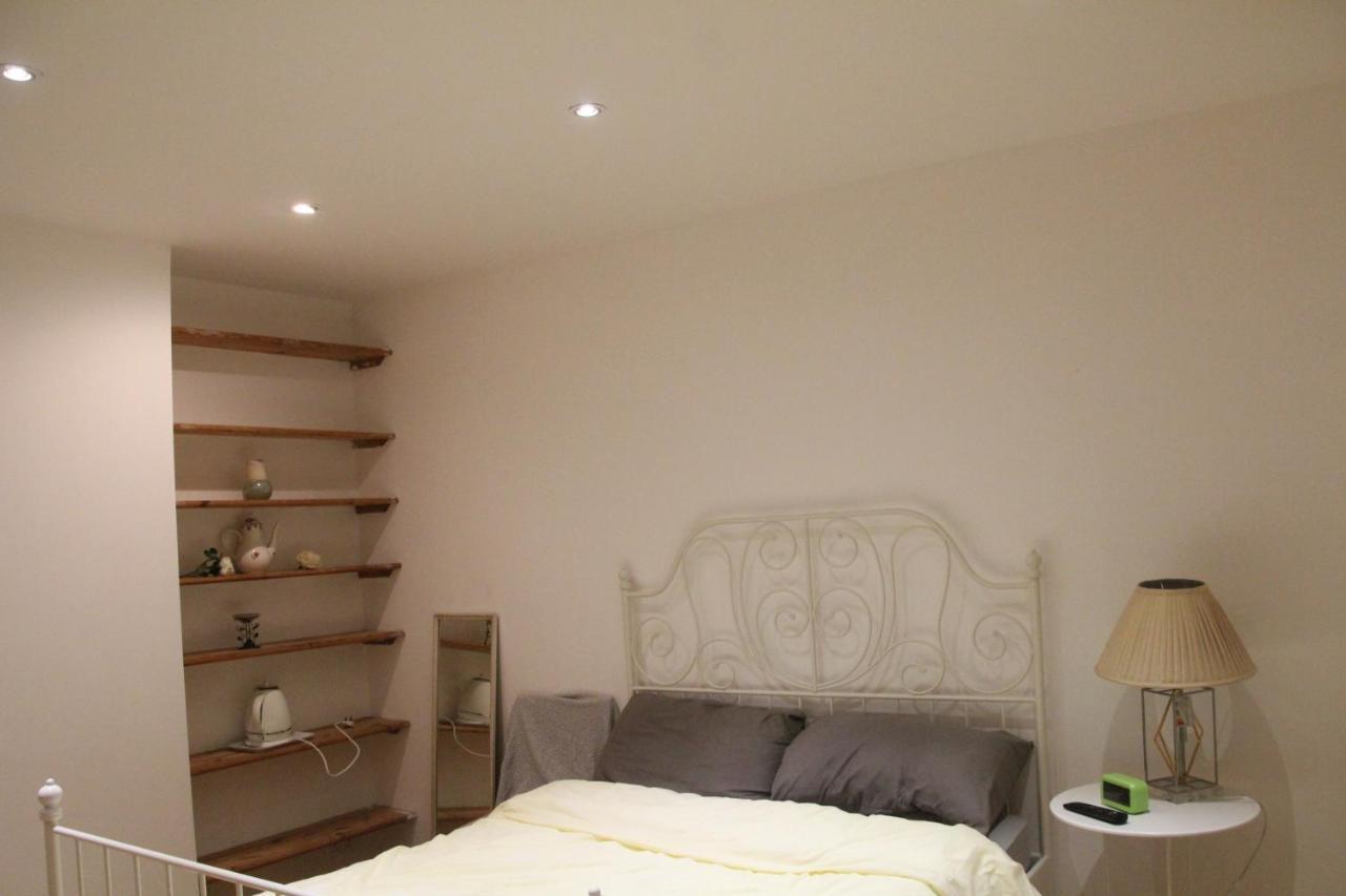 Beautiful Double Bedroom Edgware Extérieur photo