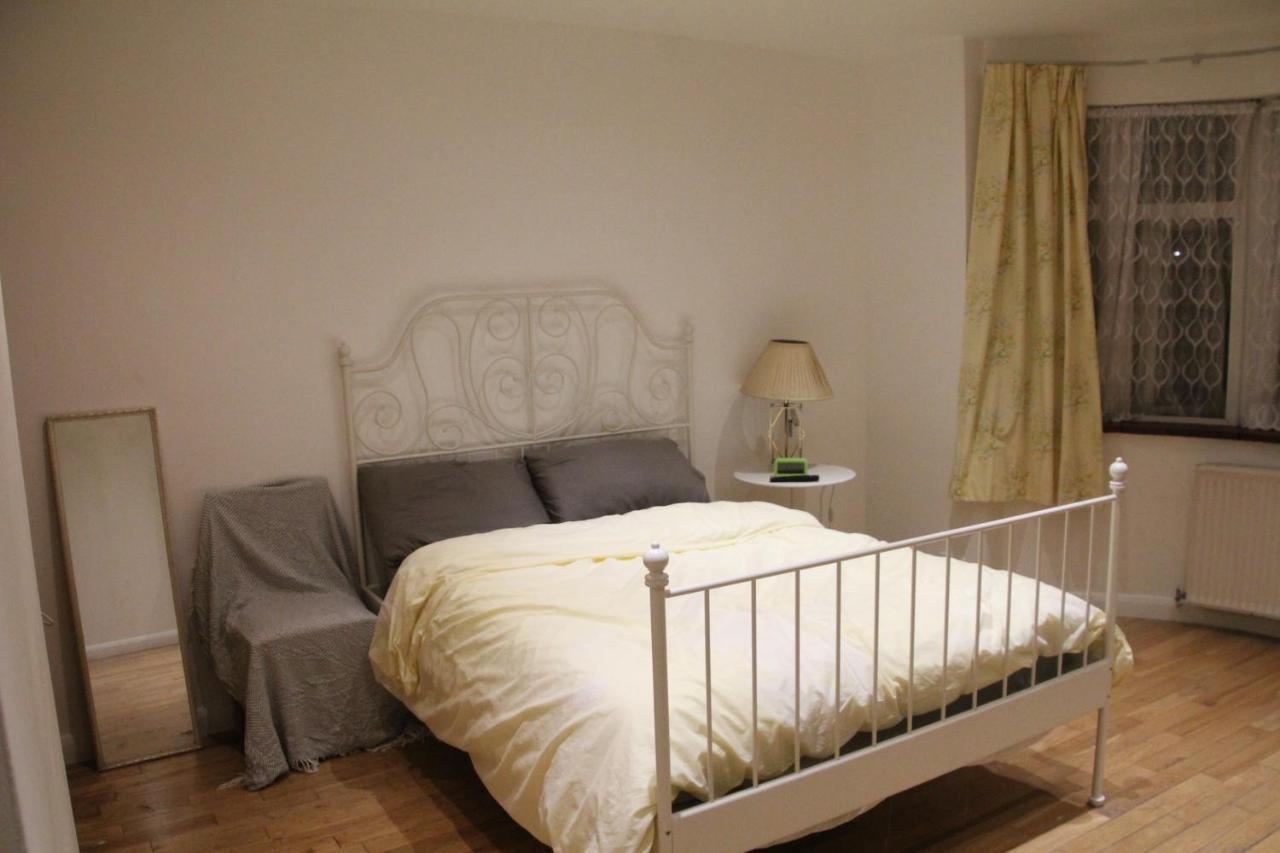 Beautiful Double Bedroom Edgware Extérieur photo